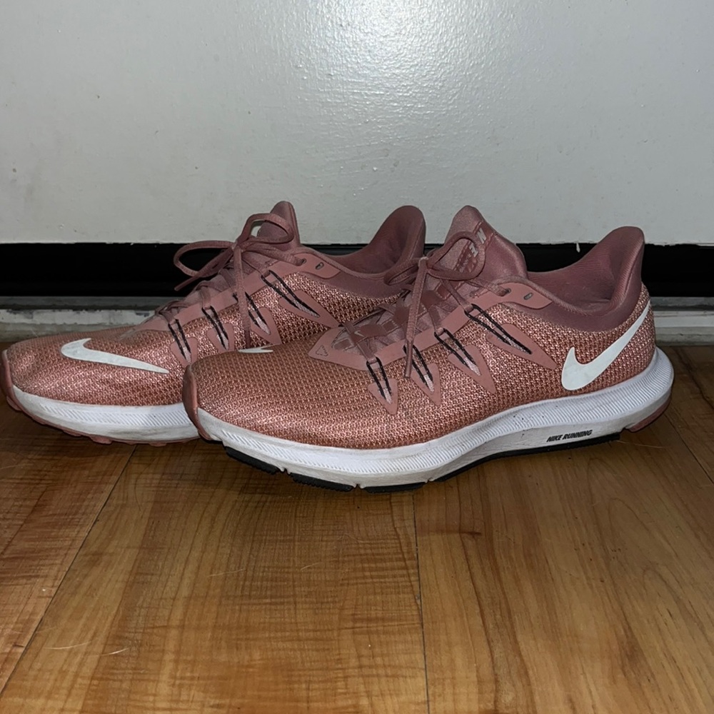 Nike Women’s Running Shoes Pink